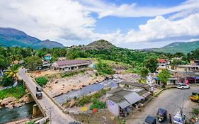 Oyo Preferred 15647 River View Inn Munnar 3* India