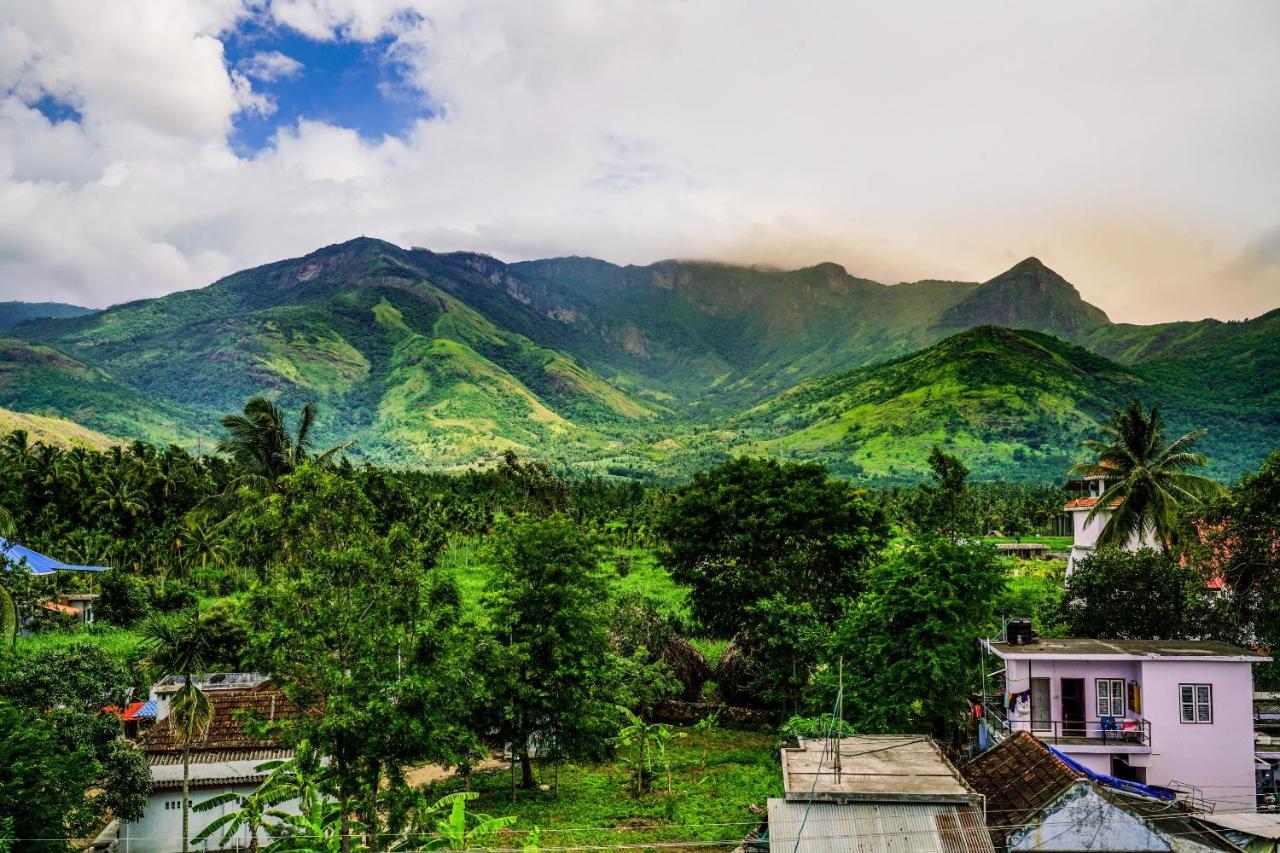 Oyo Preferred 15647 River View Inn Munnar Exterior photo
